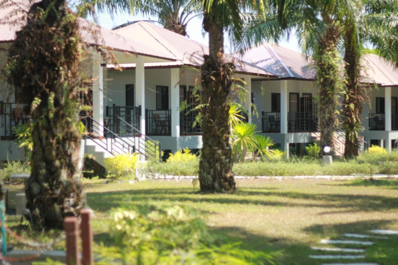 Palm Scenery Resort Takuapa Buitenkant foto